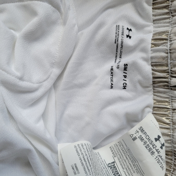 Under armour running shorts - Picture 4 of 5